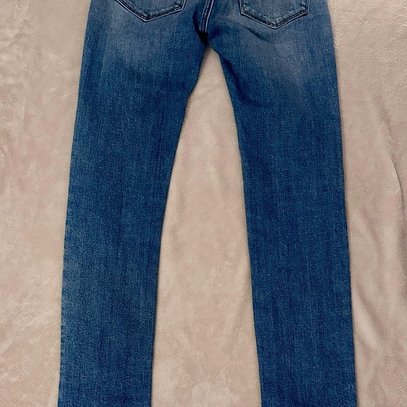 BDG Cigarette Jeans – Classic Medium Wash – Women’s Size 26​ - Picture 2 of 9